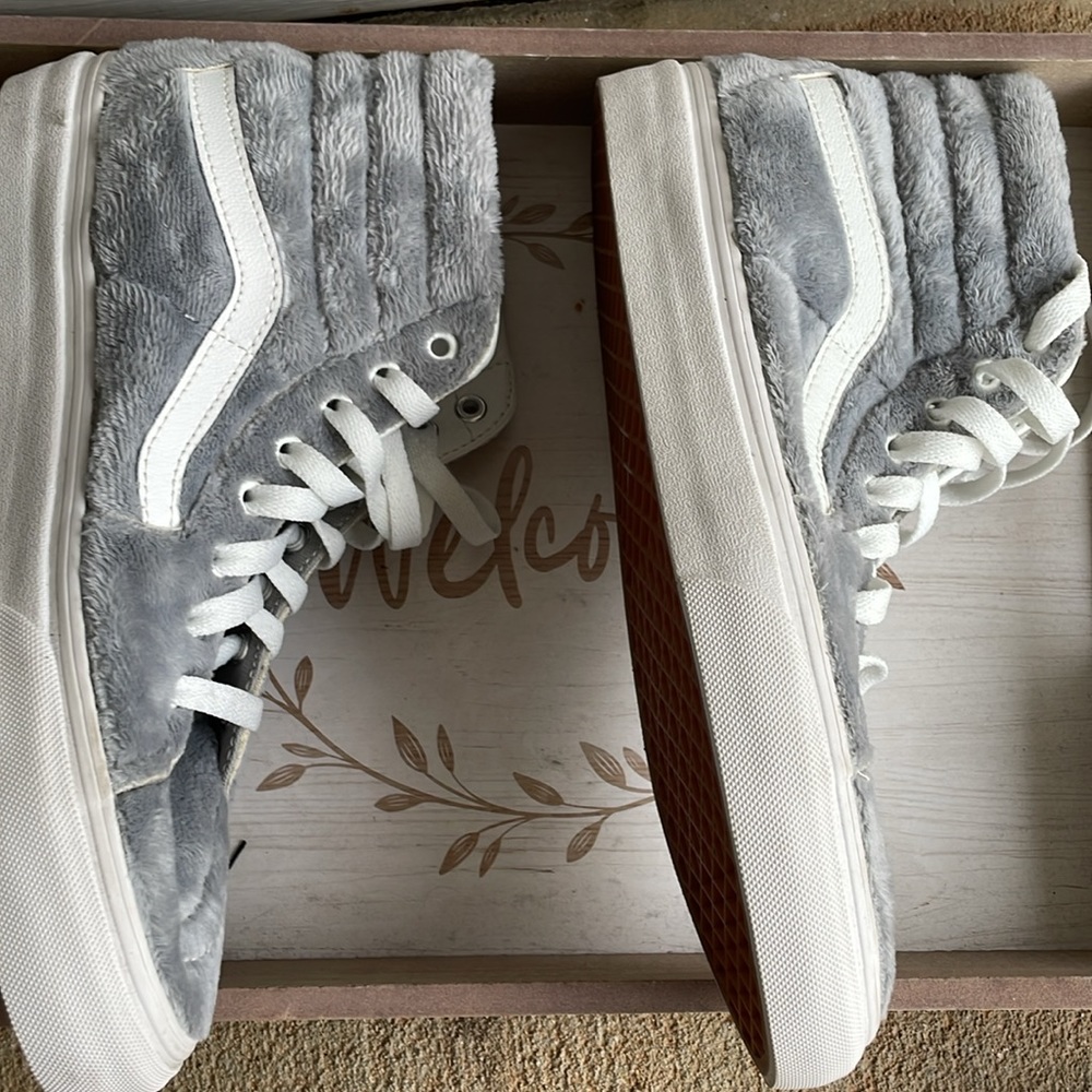 High Top Vans - Picture 4 of 7
